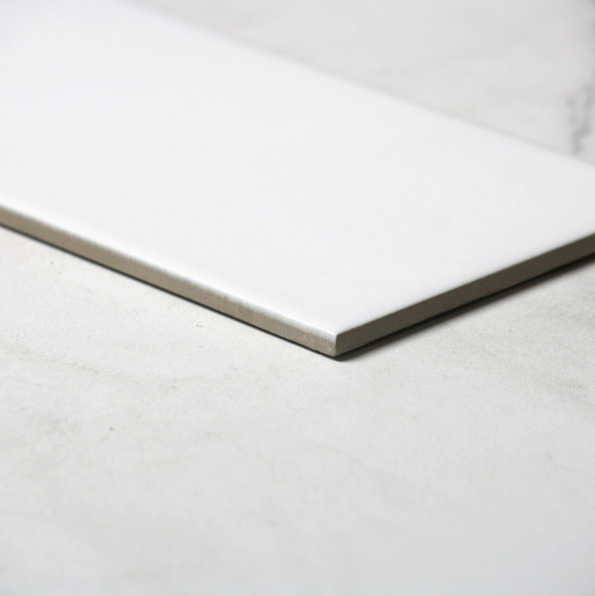 vitra white gloss 100x300mm angle view