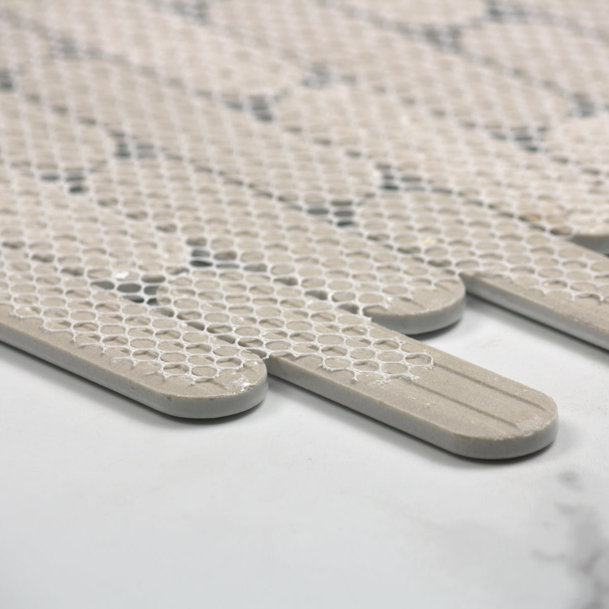 White Gloss Round Head Finger Glazed Mosaic 23x93mm angle view