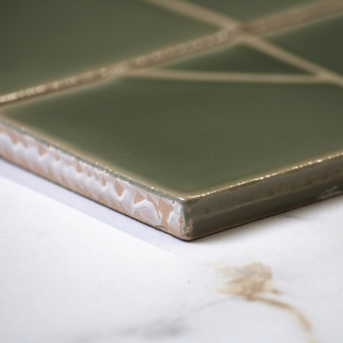 yoko origami moss gloss 62 5x125mm angle view